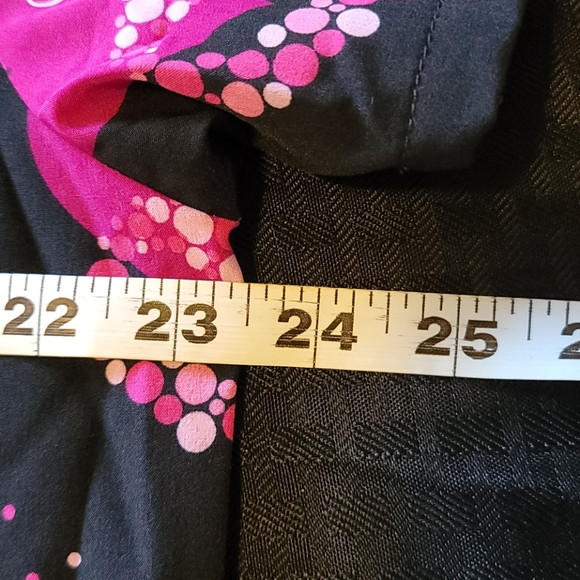 GT Performance Scrub Top - Picture 5 of 6